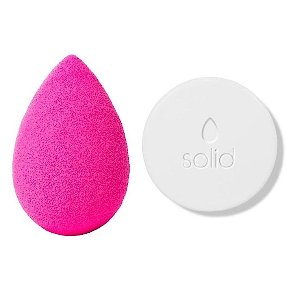 Original beautyblender Sponge in Pink and Solid Lavender Blendercleanser Set